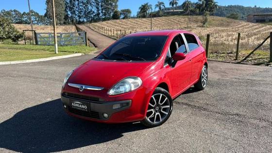 FIAT PUNTO 1.6 ESSENCE 16V FLEX 4P MANUAL FIAT PUNTO 1.6 ESSENCE 16V FLEX 4P MANUAL